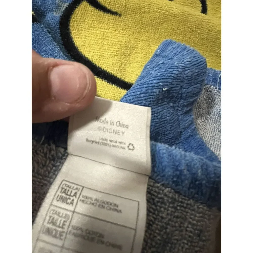 Mickey Mouse Disney‎ Store Beach Towel VTG Flaw